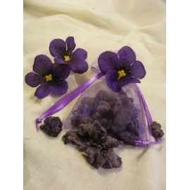 Sachet organdi avec 30 grs de violettes cristalisées