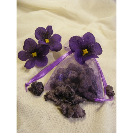 Sachet organdi avec 30 grs de violettes cristalisées