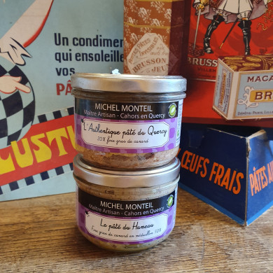 Lot de deux terrines avec foie gras